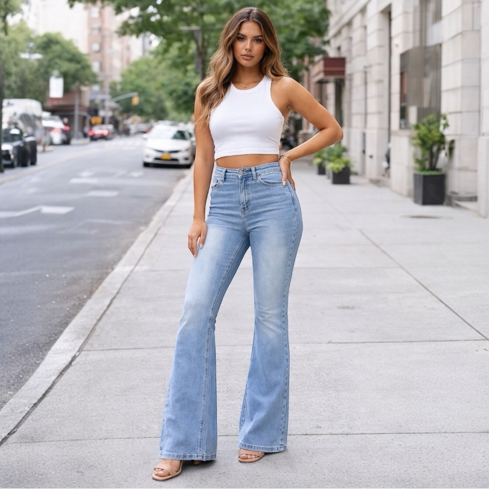 Lucky & Blessed High Rise Bootcut Jeans Size 14 Light Wash Flare Stretch Denim